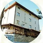 Albergo Due Monti Hotel