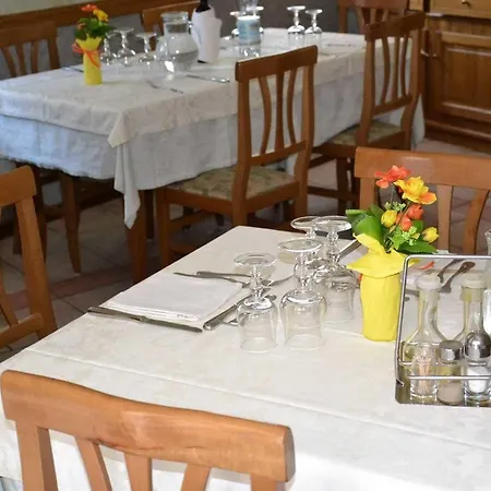 Albergo Due Monti Hotel