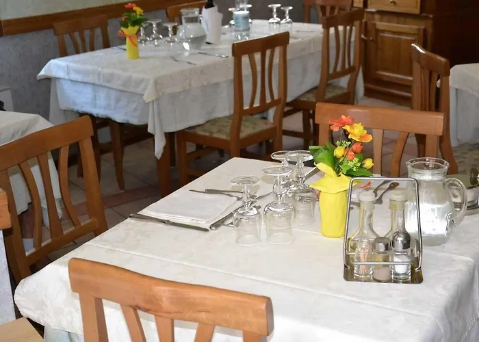 Due Monti Отель