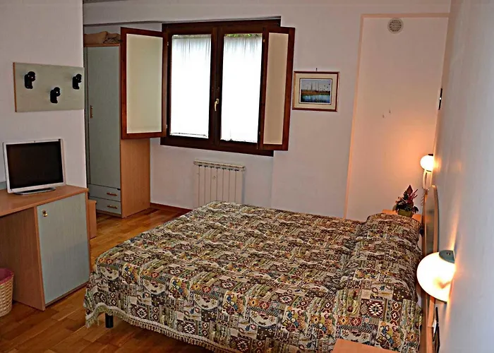 Due Monti Отель 3*